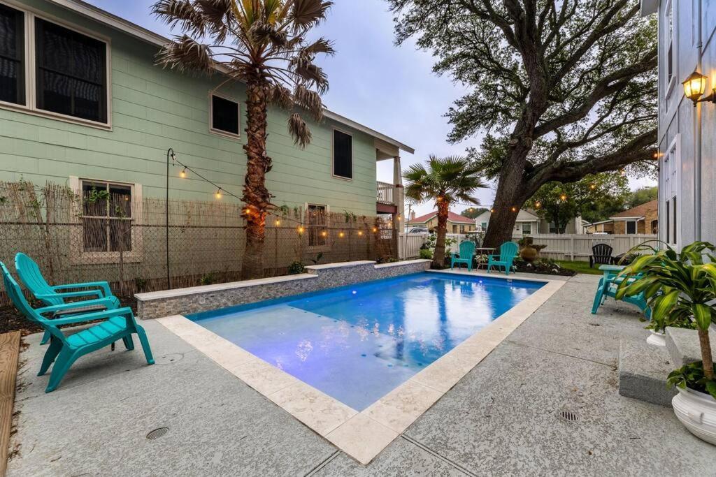 5/3 With A Heated Pool 2 Min From Beach, Updated Galveston Exterior foto